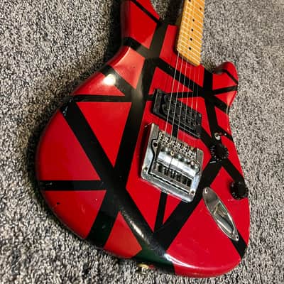 *EXTREMELY RARE* Lotus EVH Super Strat 1987 - Red and Black W/ Hardshell case image 6