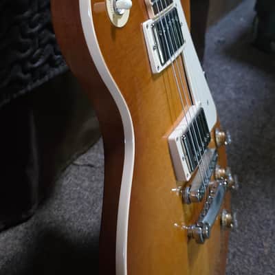 Gibson Les Paul Lite 2019 - Honeyburst image 1