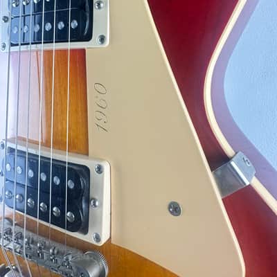 Gibson Les Paul Classic 2001 Heritage Cherry Sunburst Electric Guitar made in USA with case image 5