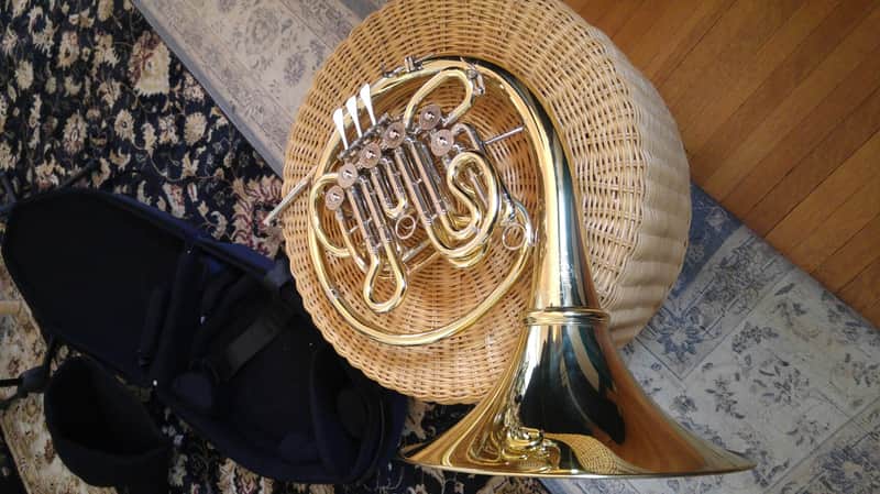 Hans Hoyer French Horn 5812 Descant Horn 2000 - 2010 Gold Lacquer New Stock image 1