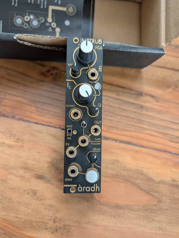 Instruo aradh Eurorack Synthesizer Module