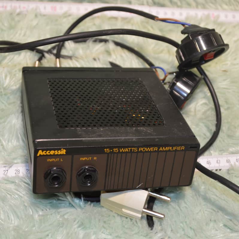 Bandive Accessit accessit 15+15 watts power amplifier MID-90'S - uknown image 1