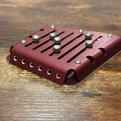 Hardtail Behind Bridge Tuner for Jazzmaster and Jaguar Guitars - Red Anodized image 2