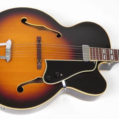 Gibson L-7C 1967 Sunburst with Original Hardshell Case image 5