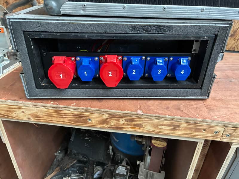 Power Supply 0001 2025 - Flight Case- Hexboard image 1