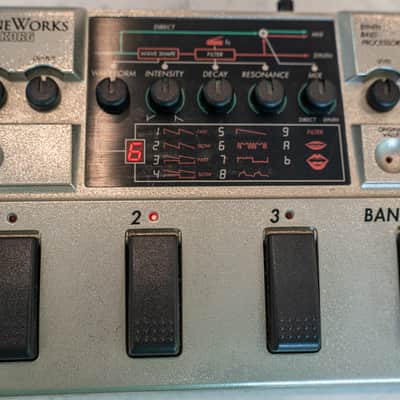 Korg G5 Bass Synth with power cord in very condition image 4