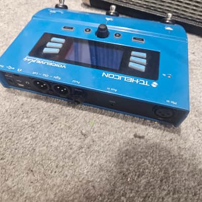TC Helicon VoiceLive Play 2012 - Present - Blue image 3
