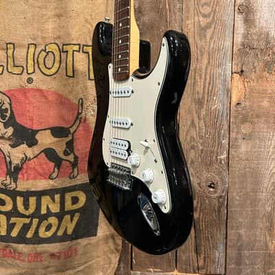 Fender Standard HSS Stratocaster with Rosewood Fretboard 2006 Black image 2