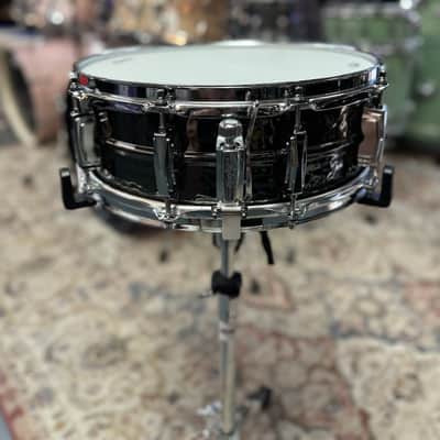 LUDWIG LB416KB 'B' STOCK 5 X 14 HAMMERED BLACK BEAUTY SNARE DRUM - FLOOR DEMO image 2