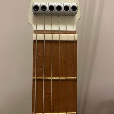 Ibanez ICHI10-VWM Ichika Nito Signature Quest 2021 - Vintage White Matte image 3