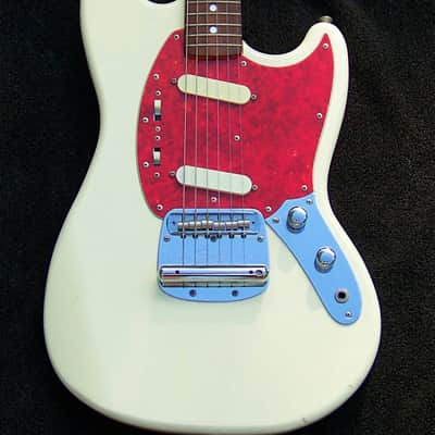 Fender MG-69 Mustang Reissue MIJ image 2