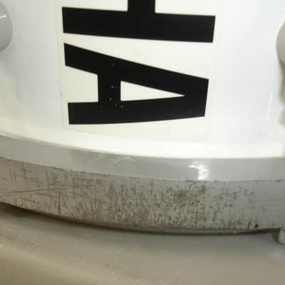 Yamaha SFZ Series 13"x11" Marching Snare Drum, White w/ Case image 9