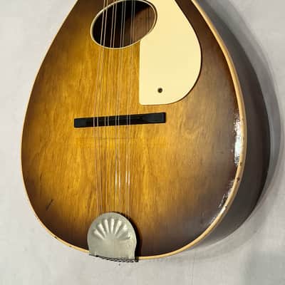 Harmony H8031 oval hole flat back mandolin 1972 - Sunburst image 3