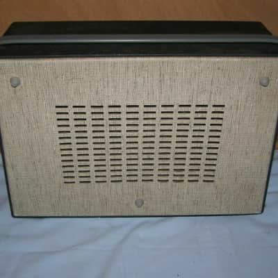 Electrophone "Premio" avec sa poignée de transport 110/220V, 33, 45 et 78 T image 3