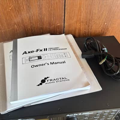 FRACTAL AUDIO SYSTEMS Axe-FX II PREAMP / FX PROCESSOR w/ box image 10