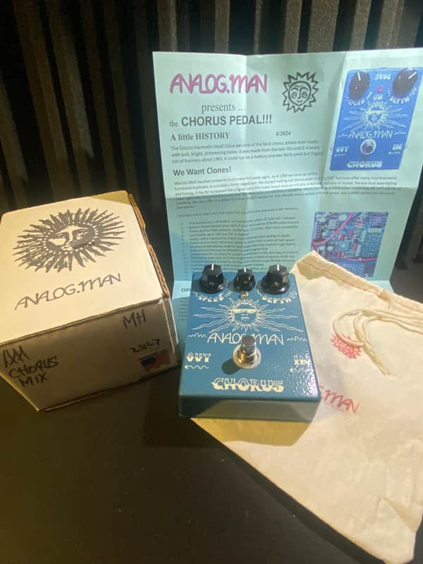Analogman Chorus W/ Mix Knob and Top Jacks- Blue image 1