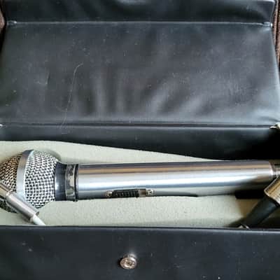 Vintage Nanyo Model 910 Uni-Directional Dynamic Microphone w/ Original Case – Japan image 3