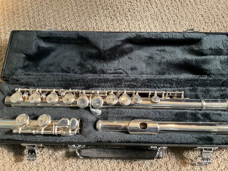 Yamaha Closed Hole Flute All New Pads model 221 image 1