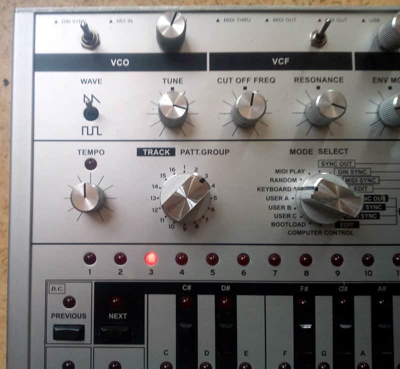 TB XOX Bass Line - Roland TB-303 Clone | Reverb