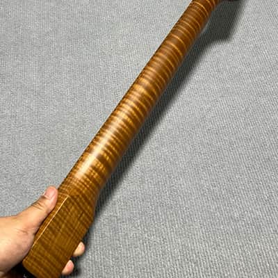Round end stainless steel 22 frets 5a roasted flame Maple guitar neck 25.5inch hole 10mm Wheel truss rods image 4