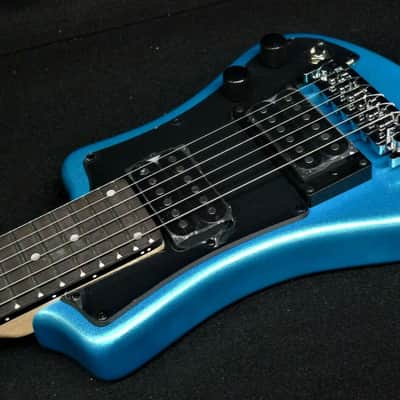 Hofner CT Series HCT-SH-D-BL Double Pickup Shorty DeLuxe Travel / Mini Electric Guitar with Gig Bag image 4