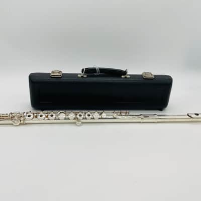 Gemeinhardt M3 Open Holed Intermediate Flute image 3