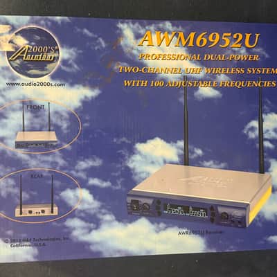 Audio 2000’s AWM6952U Pro 2 Channel UHF Wireless System with 100 frequencies 2013 - Silver image 1