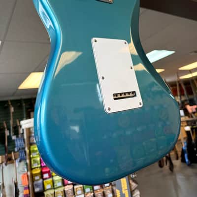 Fender Strat Plus with Maple Fretboard 1987 - 1998 - Lake Placid Blue image 14