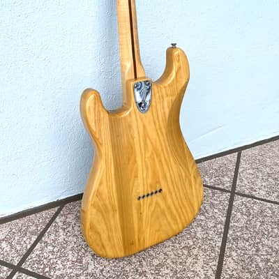 Fender Stratocaster Hardtail Maple Fretboard 1976 Natural finish all original image 2