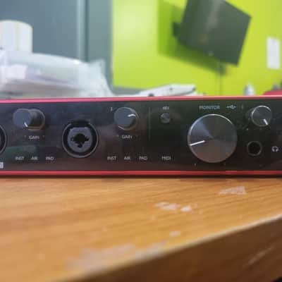 Focusrite Scarlett 8i6 3rd Gen USB Audio Interface 2019 - Present - Red / Black image 2