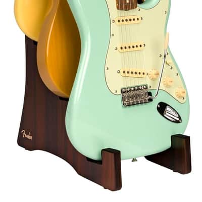 FENDER - Deluxe Wooden 3-Tier Multi Stand - 0991829001 image 4