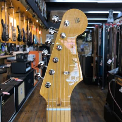 Fender JV Modified '50s Stratocaster HSS 2022 2-Color Sunburst w/Padded Gig Bag image 7
