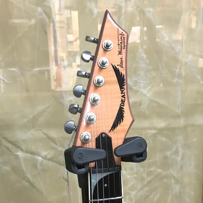 Dean Dave Mustaine VMNT Limited Pink Edition 1/150 2007 image 2