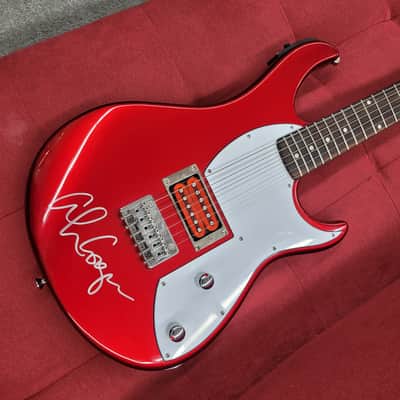 Peavey Rockmaster Electric Guitar Signed by Alice Cooper - Red image 2