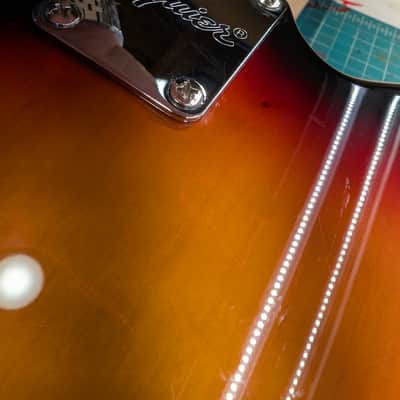 Squier Paranormal Toronado 2022, 3-Color Sunburst image 6