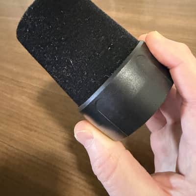 AKG C414 B ULS Large Diaphragm Multipattern Condenser Microphone 1990s - Black image 19