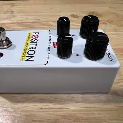 Mythos Pedals Positron Cascading Amplifier Distortion 2022 - Present - White image 4