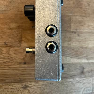 Electro-Harmonix Worm Analog Wah / Phaser / Vibrato / Tremolo + adapter image 4