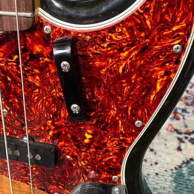 Fender AVRI Series - Tom Hamilton's Aerosmith, Sweet Emotion Video Jazz Bass, (#91) - Sunburst image 13