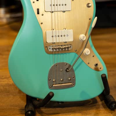 Squier 40th Anniversary Vintage Edition Jazzmaster 2022 - Present Satin Sea Foam Green image 2