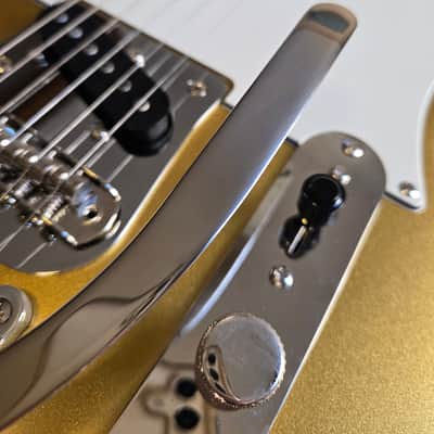 Squier Classic Vibe '60s Telecaster Custom SH Bigsby 2025 - Present - Aztec Gold image 2