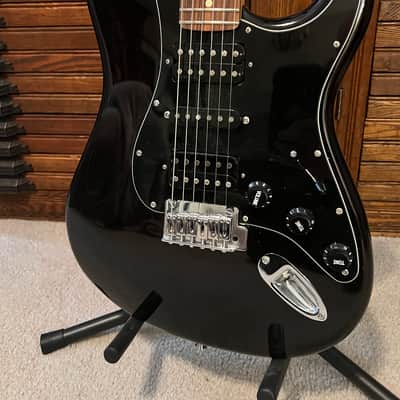 MINT Fender Stratocaster w/Walnut Fretboard w/soft case image 1
