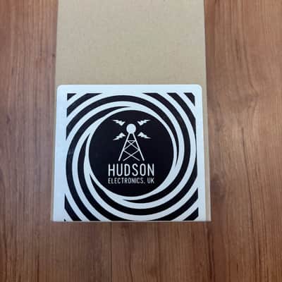 Hudson Electronics Broadcast-AP Ariel Posen Signature 2022 - Dark Green image 6