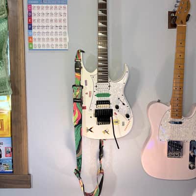 *UPGRADED* Ibanez RG250DX-WH Standard 2002 - White image 1