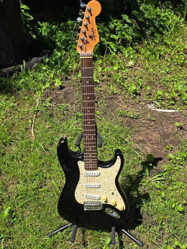Squier Strat