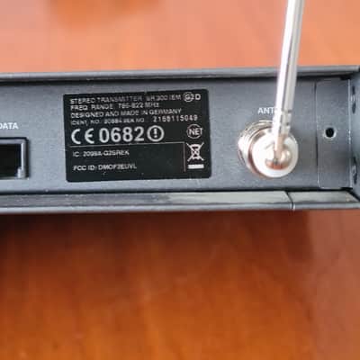 Sennheiser Sennheiser SR 500 IEM G2 Stereo Transmitter | 786–822 MHz | Clean & Professional | Ready to Use image 7