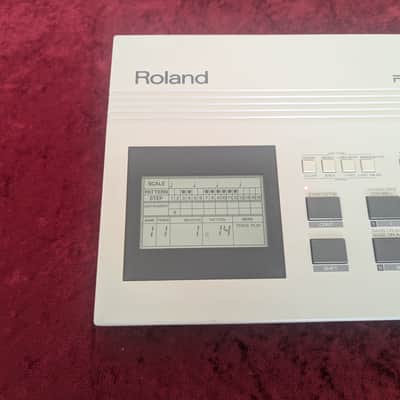 Roland TR-626 Rhythm Composer 1980s Drum Machine - White image 3