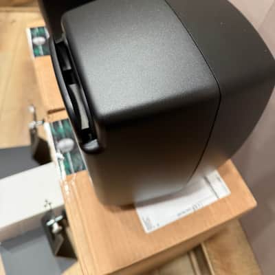 Genelec 8331A SAM 3 way Powered Coaxial Pair with Stands, GLM and volume controller - Black image 8