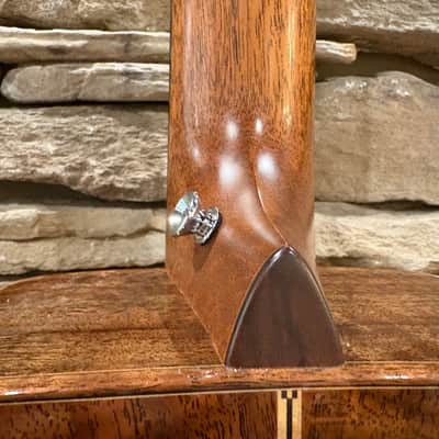 Martin Custom Shop 00-14F - Natural Spruce / Claro Walnut w/ Original Case image 9
