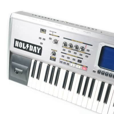 Roland Fantom - S Owned by Deryck Whibley Of Sum 41 image 4